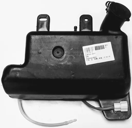 Linha Foton - Reservatório de Água do Limpador de Prabrisa - 1B18052500315