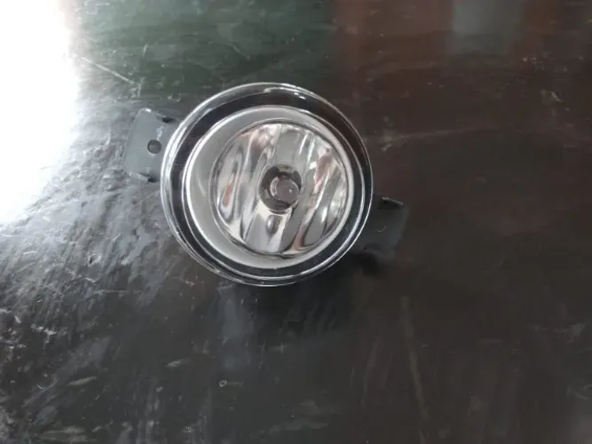 Farol de Milha Lado Esquerdo Renault Master 2014 em diante 