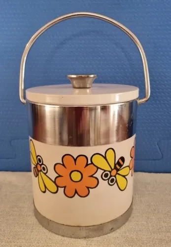 Toque retrô: balde de gêlo original anos 70