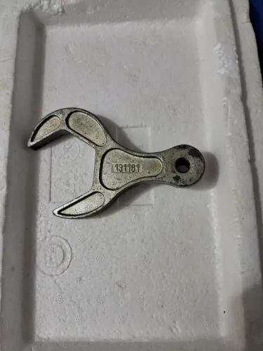 Chave para Regular a Tensão da Correia Dentada na Bomba D´agua