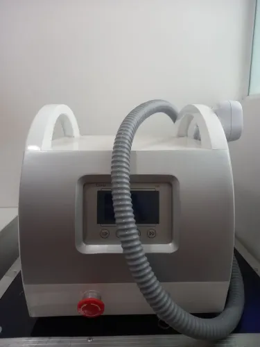 Laser remoção de tatuagem 