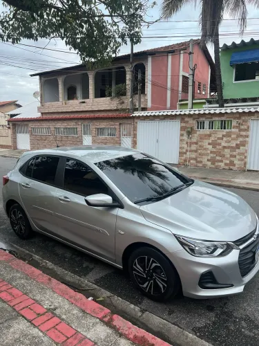 Vendo lindo Onix 2020