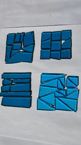 Kit Fragmentos de Vidro Azul para Arte/artesanato