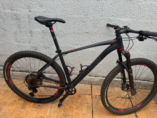Bike OGGI 7.6 XT 12v 