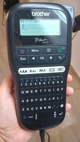 Impressora de etiquetas Brother P-touch H110