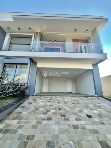 Casa à venda no Bairro Universitário - Lajeado