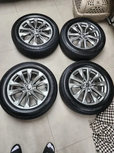 Jogo de Rodas original Toyota Corolla Cross