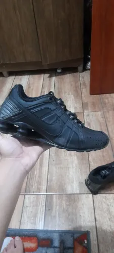 Tênis Nike Shox Junior Preto 