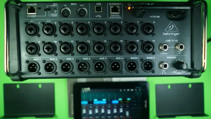 XR18 Behringer Mesa Mixer Interface Audio 18i/10o IMPERDÍVEL !!!