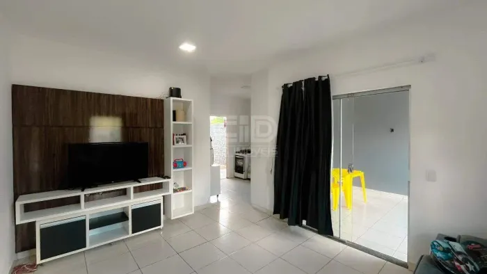 Casa á Venda no bairro Jardim dos Ipês
