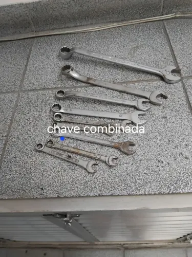 Jogo de chaves combinada