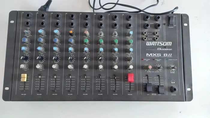 Mesa de som Wattsom mws 8 II