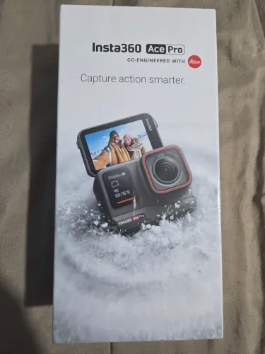 Insta 360 Ace Pro 
