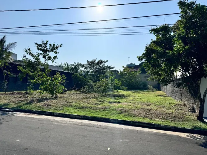 Lote Ponta Negra 2: 600m2 (20x30) plano
