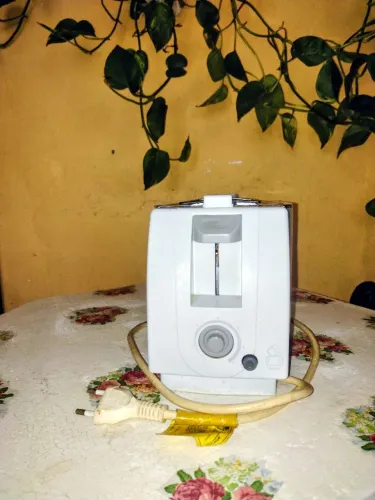 Torradeira Elétrica Compacta