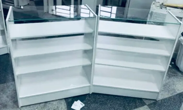 Balcão comercial bolo