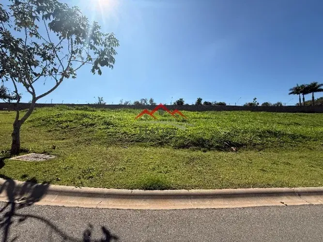 Terrenos a venda em condomínio Brisas do Lago em Jundiaí.