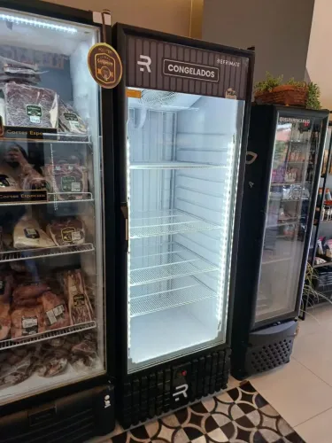 Visa cooler congelados 570L Refrimate - Marcos 