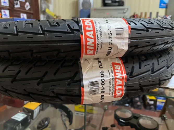 Pneu dianteiro/traseiro CG125/150 Titan Rinaldi