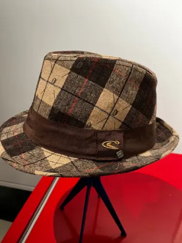 Chapéu Fedora Oneill em xadrez marrom e bege