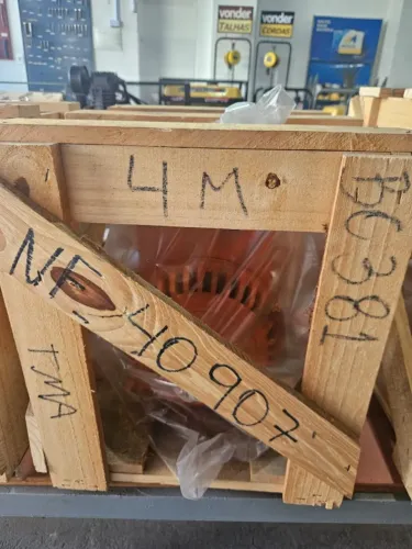 Alternador Bambozzi - Auto Regulado Trifásico 4 Kva