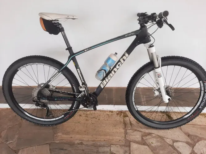 BICICLETA CARBONO