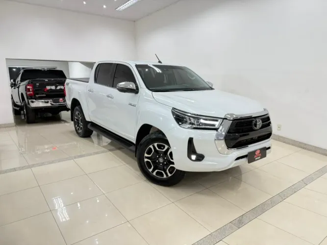 Toyota Hilux CD 4X4 2.8 Diesel Aut. 2024