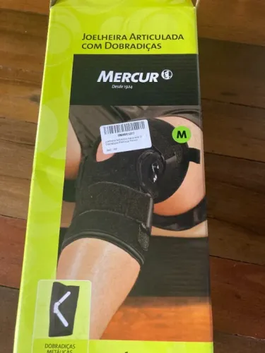 Joelheira Articulada com Dobradiças - Tamanho M - Nova