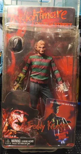FIGURA NECA/FREDDY KRUEGER - NIGHTMARE on Elm Street