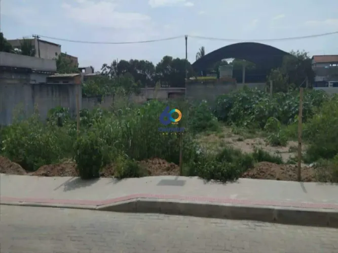 Lote de 240 m² à venda em Santa Tereza, Marataízes (ES).