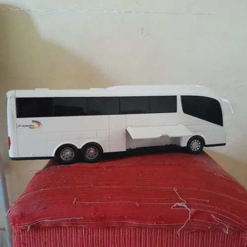 Ônibus de Brinquedo com Porta Malas