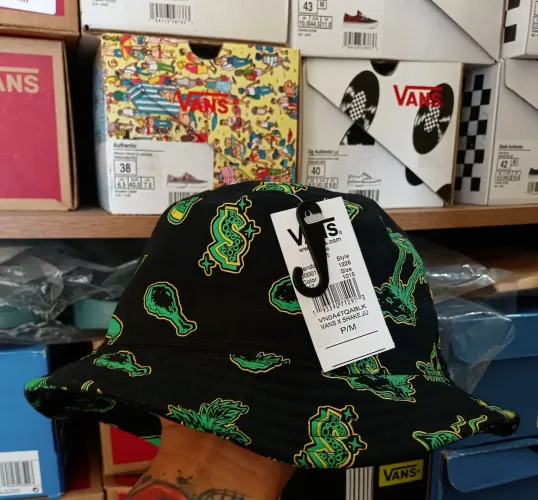 Chapéu Bucket Vans x Shake Junt