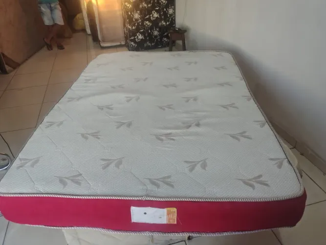 Colchão D33 Casal Espuma Alta - Usado Bem Conservado (ENTREGA GRÁTIS)