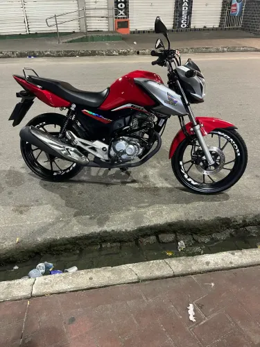 Vendo Fan160, estado impecável, nada a fazer. 