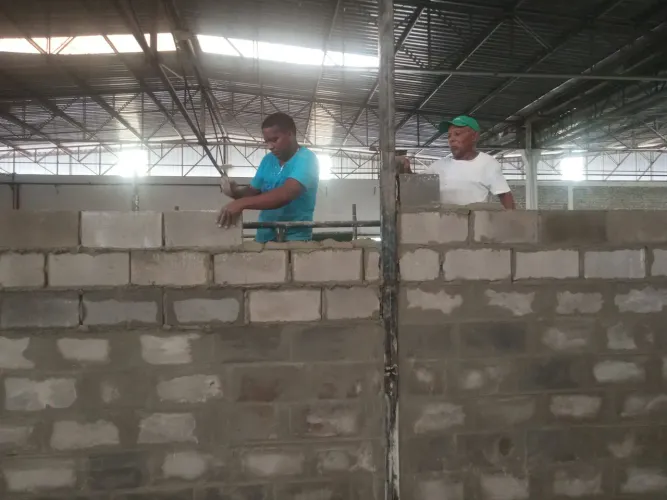 Precisa pedreiro pra sua obra 95. *