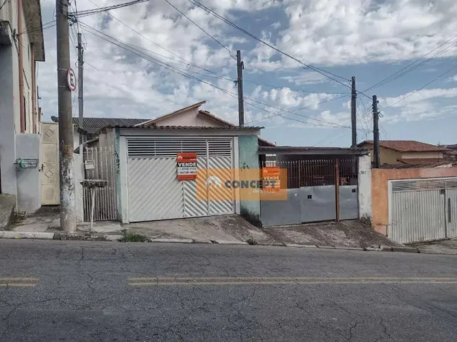 Casa com 8 dormitórios à venda, 200 m² por R$ 700.000,00 - Jardim Juliana - Ferraz de Vasc