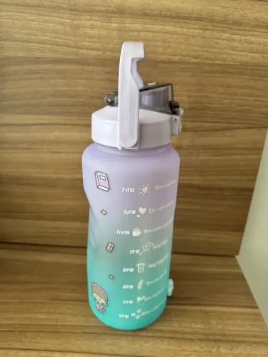 Garrafa De Água Squeeze Plástico Bico Canudo Tampa 2000ml Cor Roxo