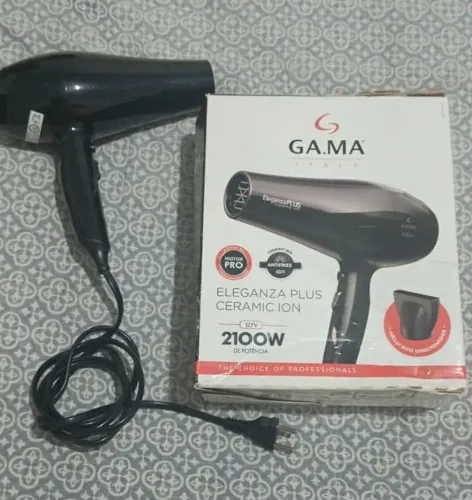 Secador de cabelo marca GAMA
