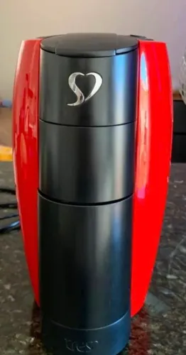 Cafeteira Expresso LOV vermelha 3 corações