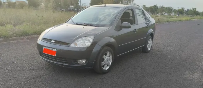 Ford Fiesta Sed. 1.6 8V Flex 4P 2005