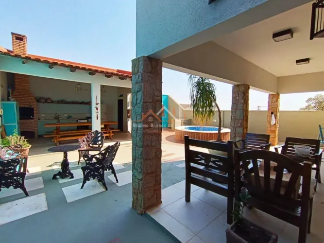 Casa para Venda em Presidente Prudente, Jardim Bongiovani, 4 dormitórios, 4 suítes, 6 banh