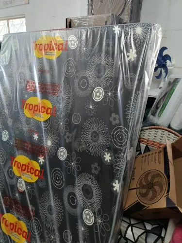 Colchão Casal Tropical D33 20cm - Novo Embalado + Brinde