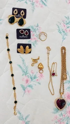 Vendo todas essas peças (9) todas usadas pouquíssmas vezes.imas