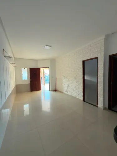 Alugo casa em condomínio fechado