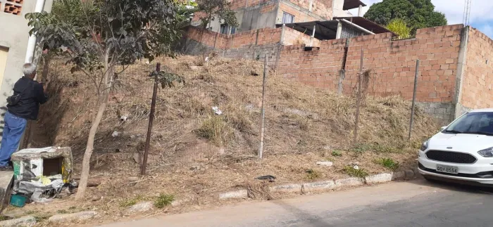 Lote à Venda - 360 m² | Bairro Bela Vista - Vespasiano/MG<br>