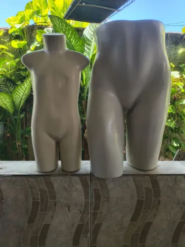 Manequim masculino e feminino 