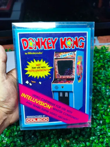 Jogo Donkey Kong para o console Intellivision, fabricado pela Coleco (LACRADO)