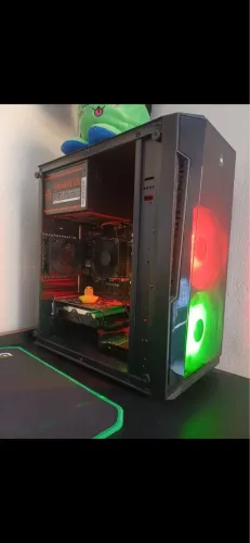 Pc gamer (1.300 no pix)