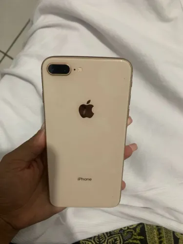 iPhone 8 plus conservado