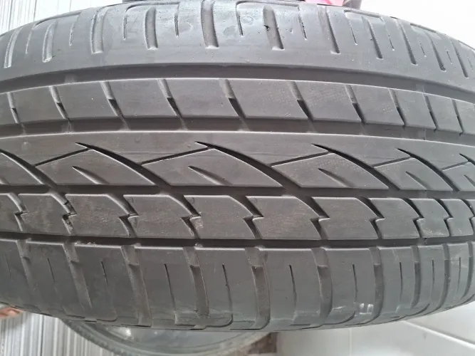 Pneu 235 55 19,continental, land rever, amarok, mercado, BMW,volvo,235/55/19